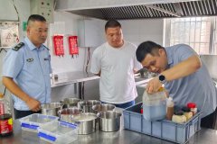 读食物平安规范要求、食物原料验收尺度以及食